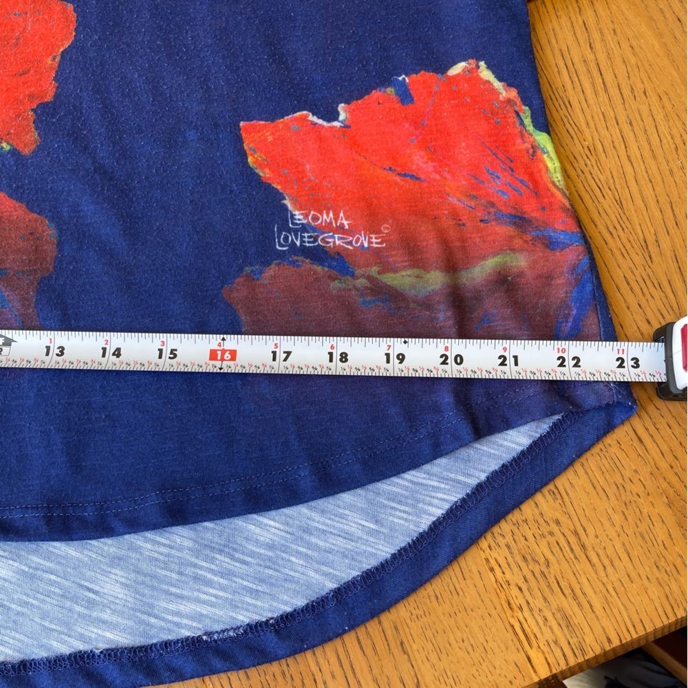 Leoma Lovegrove Floral V-Neck Top Red and Blue Tropical beaded - Picture 8 of 11